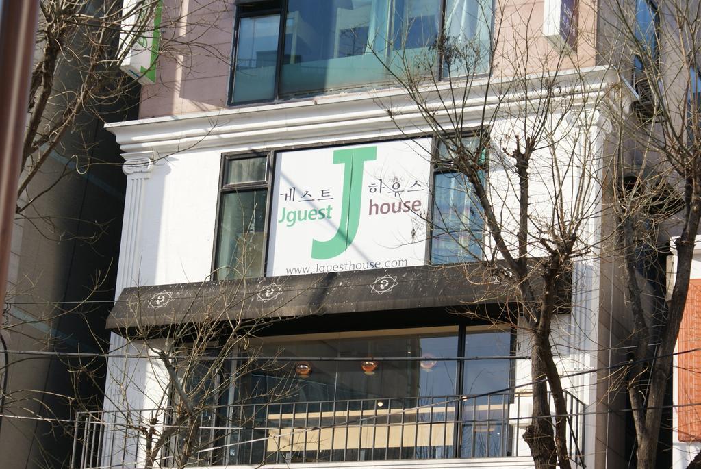 J Guesthouse Seul Esterno foto